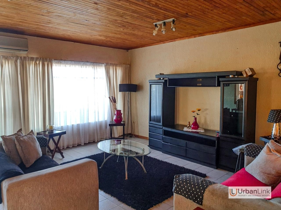 5 Bedroom Property for Sale in Cashan North West